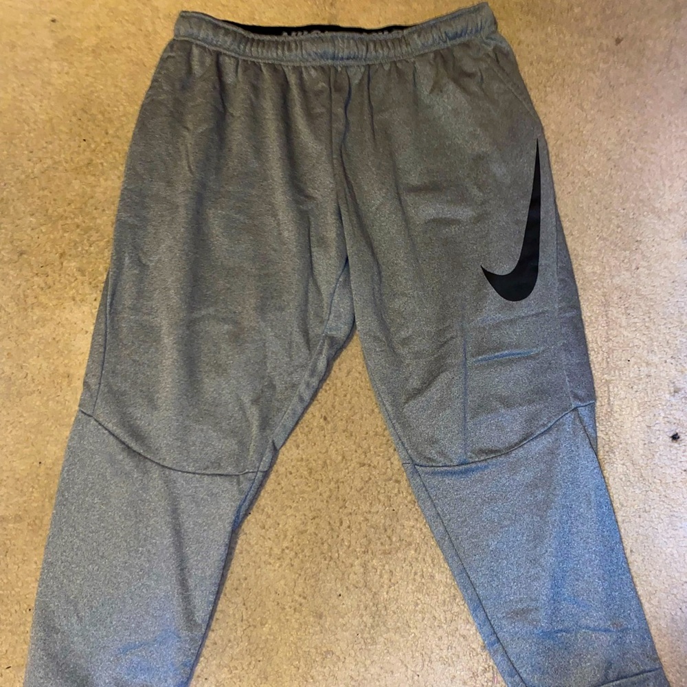 Nike Men’s Sportswear Dri-Fit Joggers (3XL)